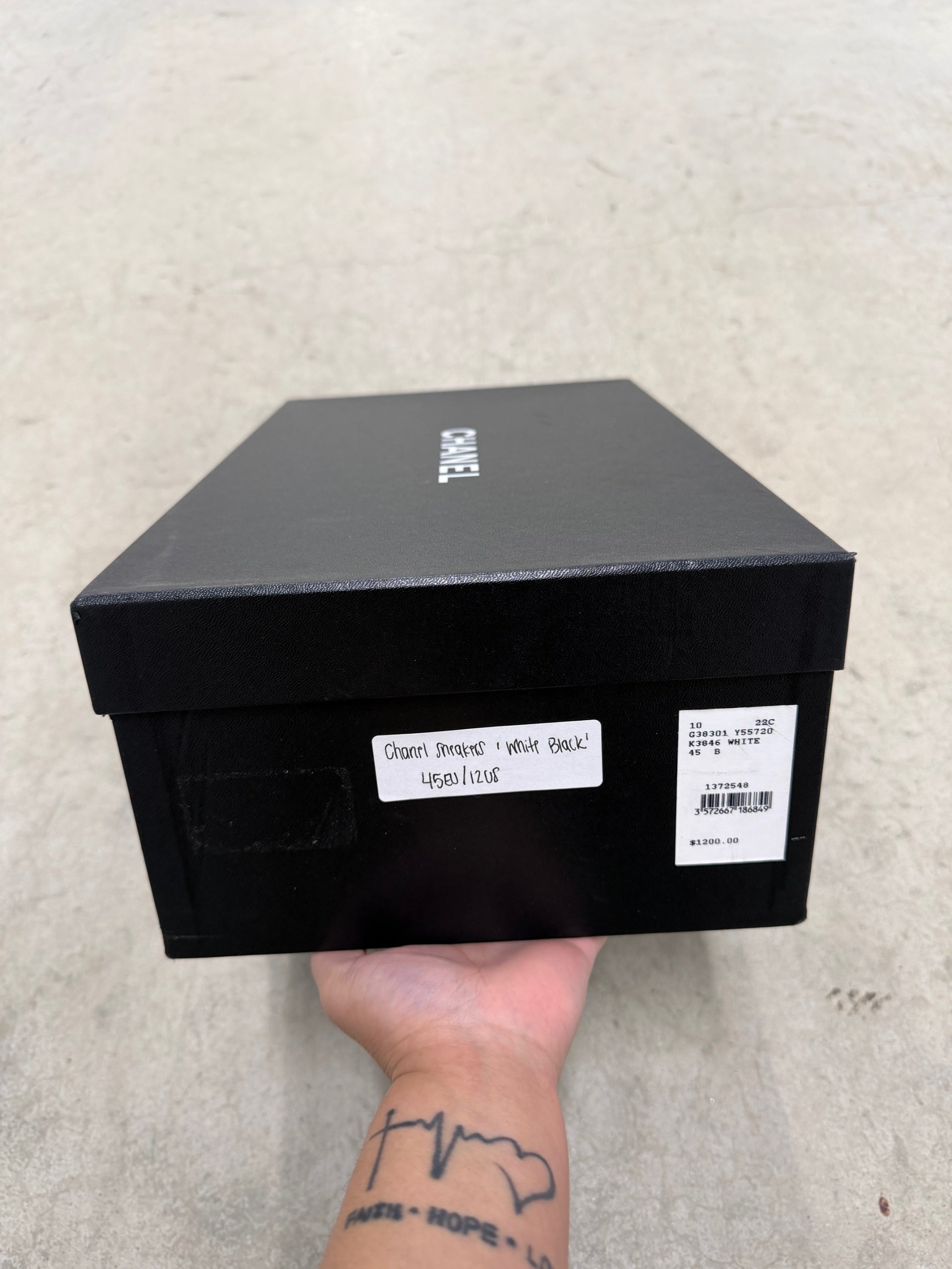 CHANEL SNEAKERS “ White Black “